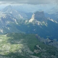 Flugwegposition um 14:51:09: Aufgenommen in der Nähe von Arrondissement de Grenoble, Frankreich in 2469 Meter